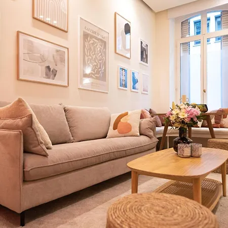 Apartment Superb Flat In Champs Elysees Paris