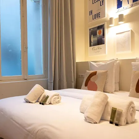 Superb Flat In Champs Elysees Apartment Paris