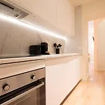 Superb flat in Champs Elysées